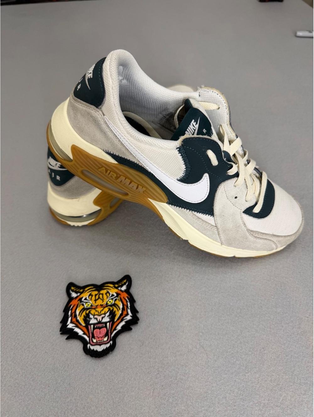 254/1100 Nike Air Max Excee FQ8067-133 Sail Deep Jungle Men’s 10.5